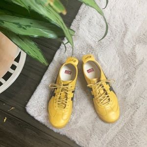 Onitsuka Tigers yellow black great condition